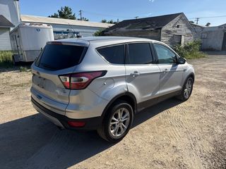 2017 Ford Escape SE - Exterior Rear Right Corner Image